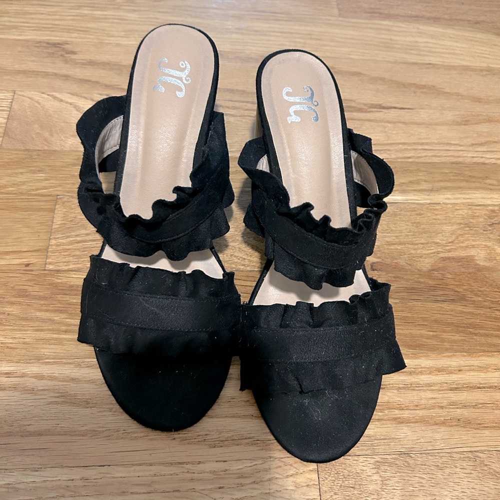Woman’s mule